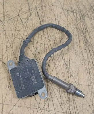 Mercedes-Benz E W213 Lambda probe sensor A0009053009
