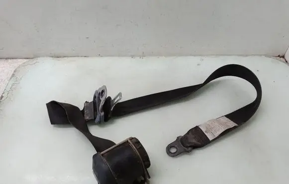 Volkswagen Transporter - Caravelle T4 Front seatbelt 701857805B
