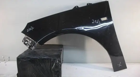 Fender mounting bracket
