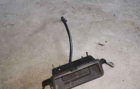 Tailgate opening switch