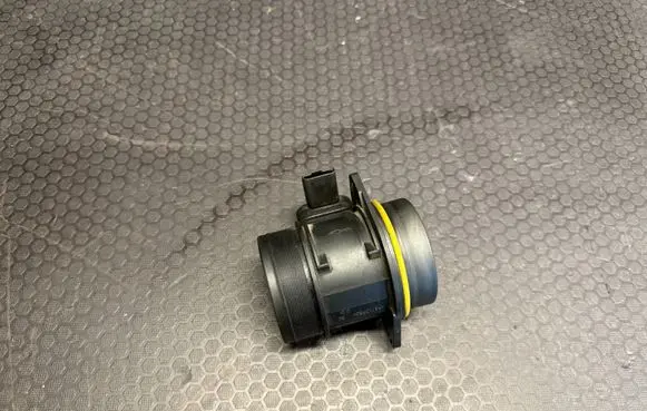 Jaguar XF X250 Mass air flow meter 5WK97011 4R8Q12B579AC 004060156