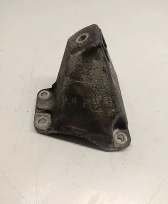 BMW 5 F10 F11 Engine mounting bracket 736813