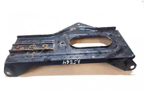 Volkswagen PASSAT B5.5 Battery box tray 