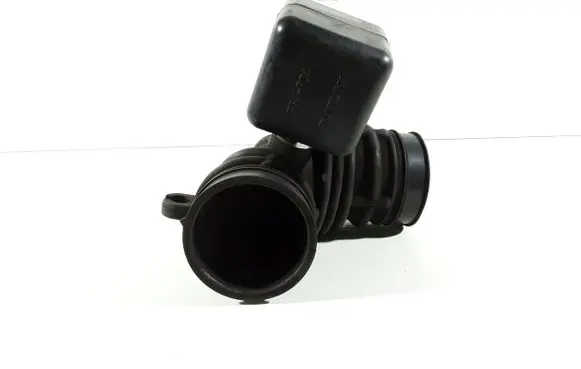 Suzuki Grand Vitara II Air intake hose/pipe 65JR04