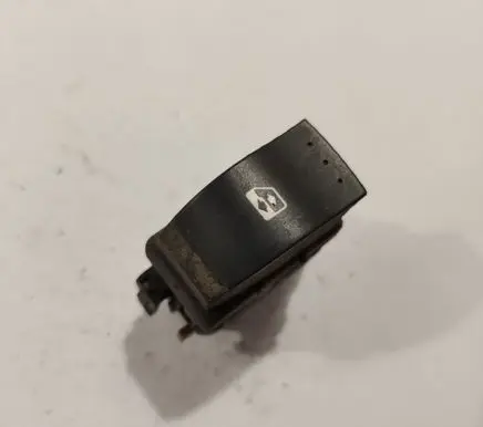 Renault Laguna II Electric window control switch 8200002448