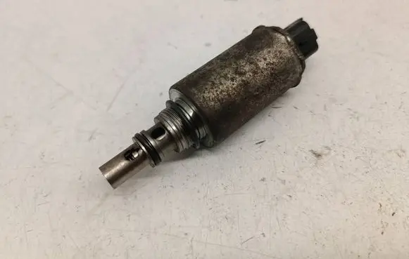Ford Fiesta Fuel pressure regulator 00952250