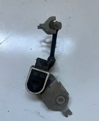 Mercedes-Benz GLC C253 Rear air suspension level height sensor A0009053704 0918 141217