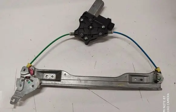 Opel Corsa D Front door window regulator with motor 013188491