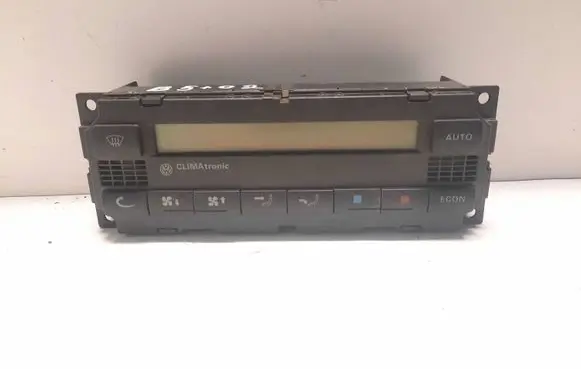 Volkswagen PASSAT B5.5 Climate control unit