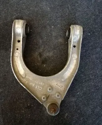 Mercedes-Benz E W211 Front lower control arm/wishbone 211331008