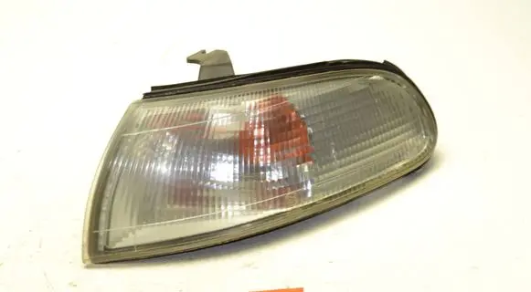 Mazda 626 Front indicator light 21061612