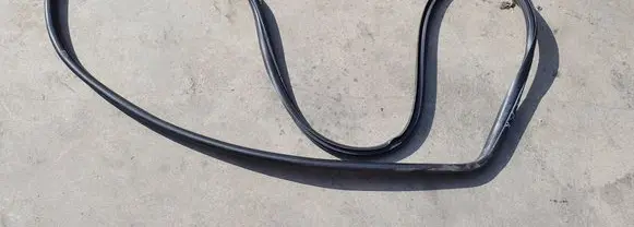 Toyota Auris E180 Front door rubber seal