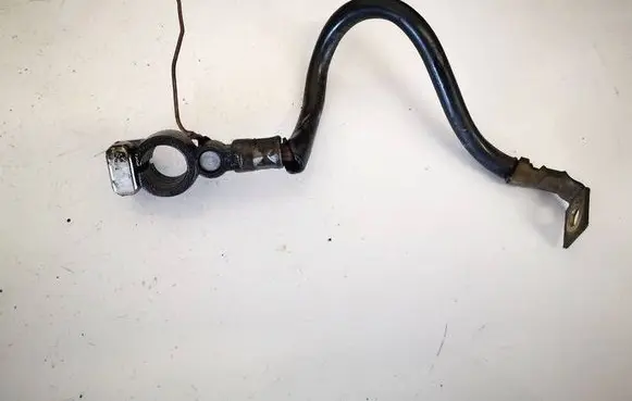 Skoda Roomster (5J) Positive cable (battery) 