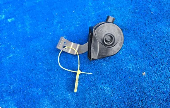 BMW X2 F39 Horn signal 8492760