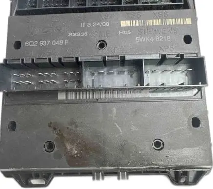 Volkswagen Polo Fuse box set 6Q2937049F 5WK48218
