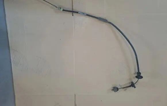 Renault Sandero I Clutch cable 8200215961