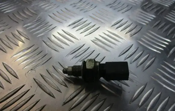 Seat Cordoba (6K) Reversing light switch sensor 02T945415