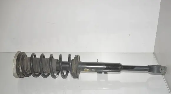 Front shock absorber with coil spring