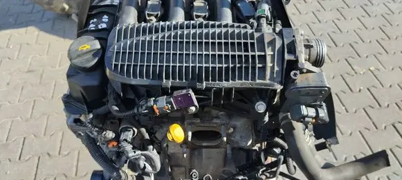Peugeot 208 Engine HM01 10B215