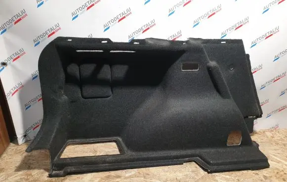 Trunk/boot lower side trim panel