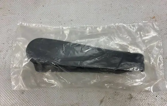 Audi Q8 Front wiper blade arm 4M8955737