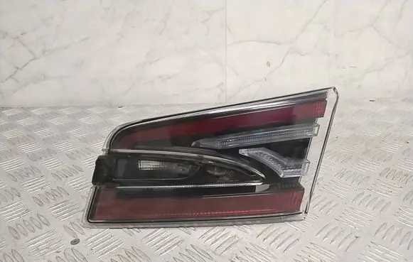 Tesla Model S Tailgate rear/tail lights 600592400D