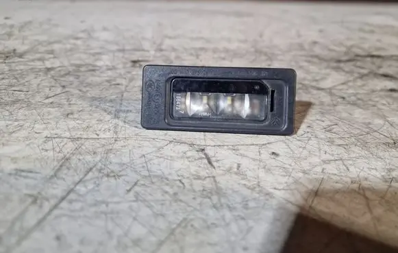Volkswagen Sharan Number plate light