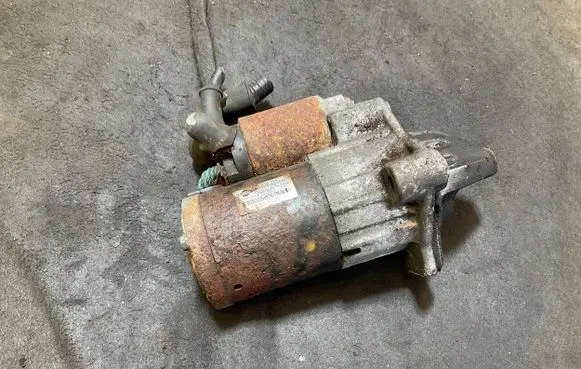 Nissan Note (E12) Starter motor 233001HC1C M000T37871ZE