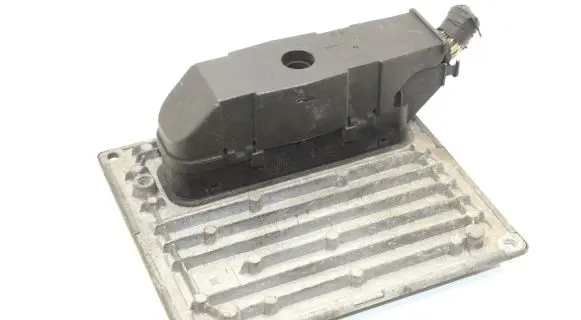 Ford Fiesta Engine control unit/module 4S6112A650NC