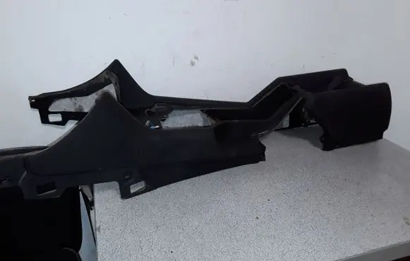 BMW 5 E39 Center console 8159687