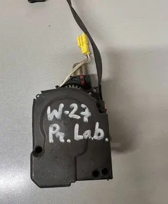 Volkswagen New Beetle Front seatbelt 1C1857706N 65505 33026944