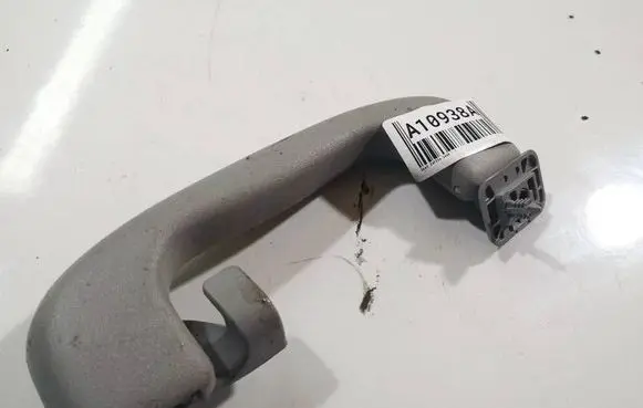 Opel Zafira B Rear interior roof grab handle 