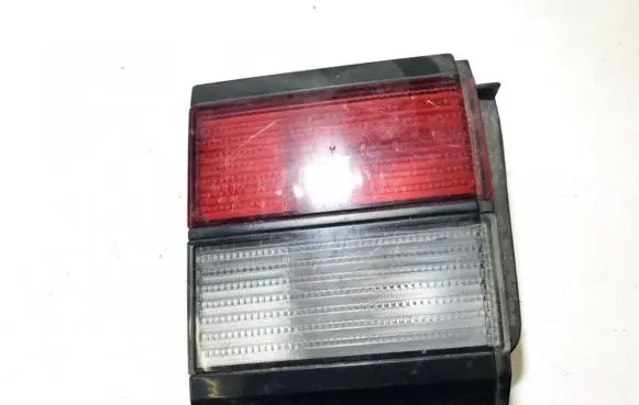 Volkswagen PASSAT B3 Tailgate rear/tail lights 357945108