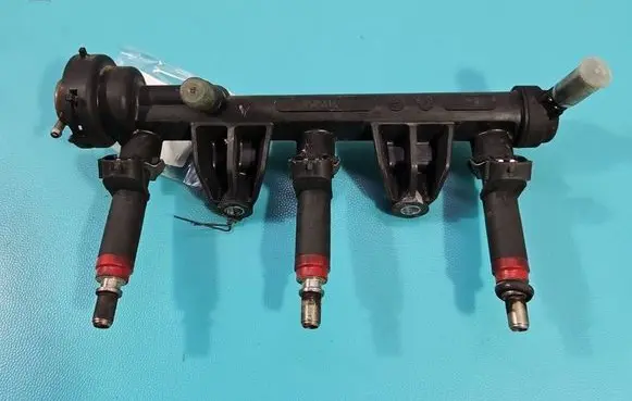 Volkswagen Polo IV 9N3 Fuel injector 03D906031C IMPRK1602544