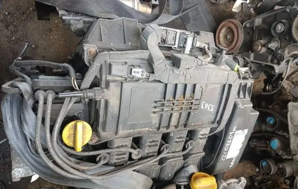 Renault Clio II Engine 