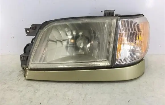 Subaru Forester SF Headlight/headlamp