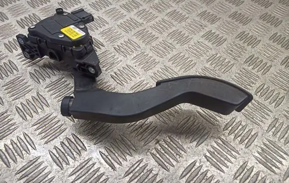 Audi A6 S6 C5 4B Accelerator pedal position sensor 8D1723523L