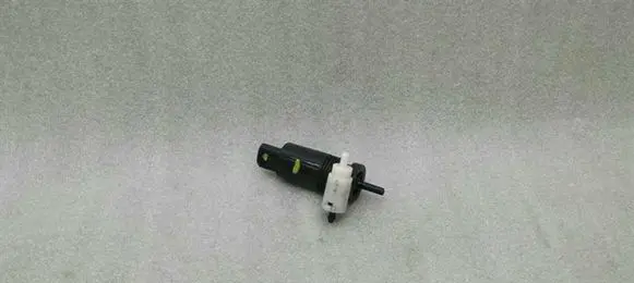 Mercedes-Benz R W251 Windscreen/windshield washer pump 060607