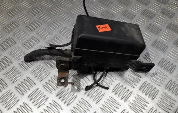 KIA Sorento Fuse box set 0k53a67bx1