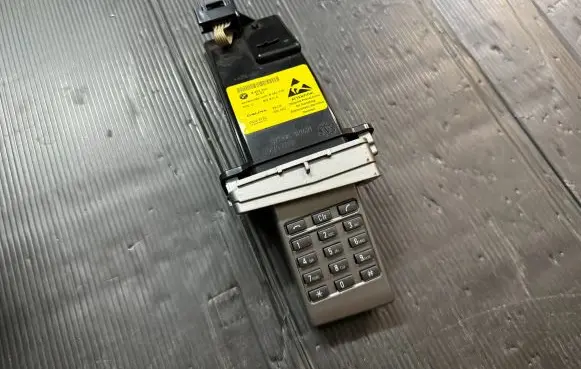 BMW 7 E65 E66 Phone keyboard 6952345 312740000
