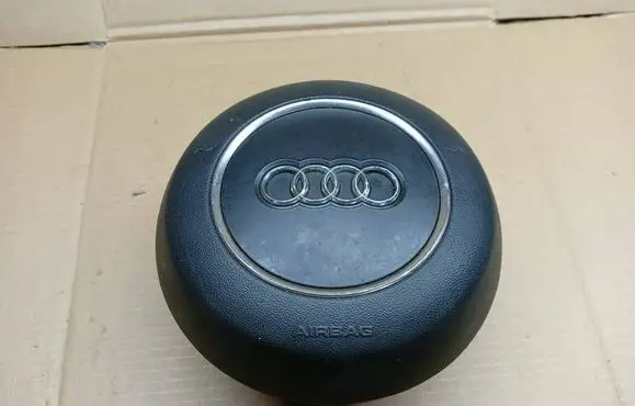 Audi A3 S3 8V Steering wheel airbag 8V0880201BB