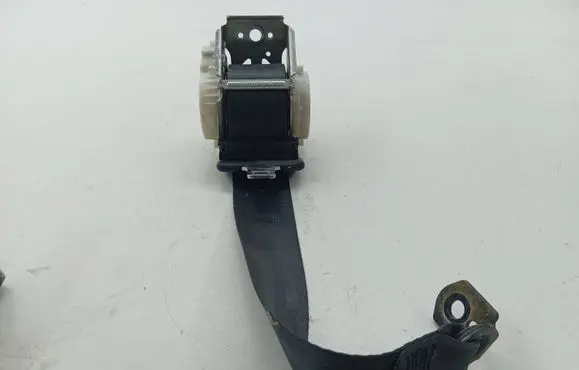 Ford Focus Rear seatbelt BM51611B68AE 1S7212551