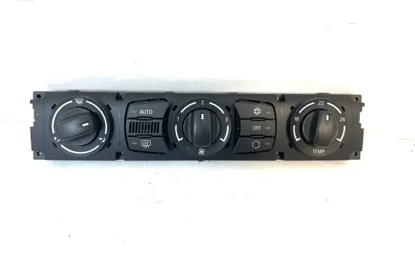 BMW 5 E60 E61 Climate control unit 6411697843001