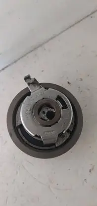 Volvo V70 Timing belt tensioner 