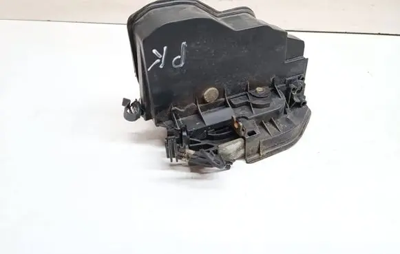 BMW X5 E70 Front door lock 7318409