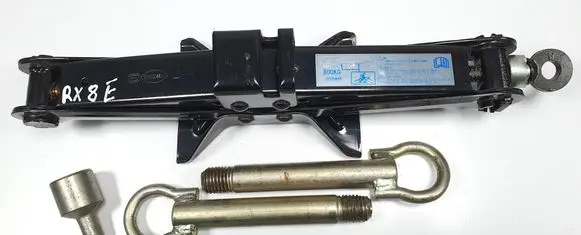 Mercedes-Benz A W176 Tool set 