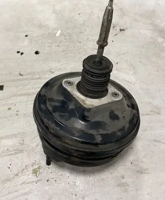 Audi A6 S6 C6 4F Brake booster 4F0612105F F07R