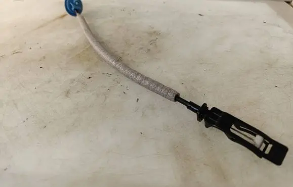 Front door cable line