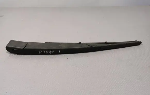 Nissan Qashqai Rear wiper blade arm