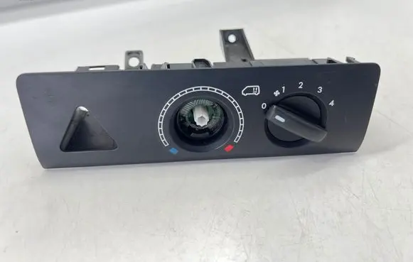 Volkswagen Transporter - Caravelle T5 Climate control unit 7E0919158 7E09191589B9